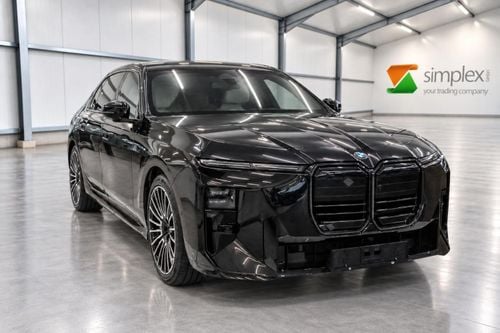 BMW 740i