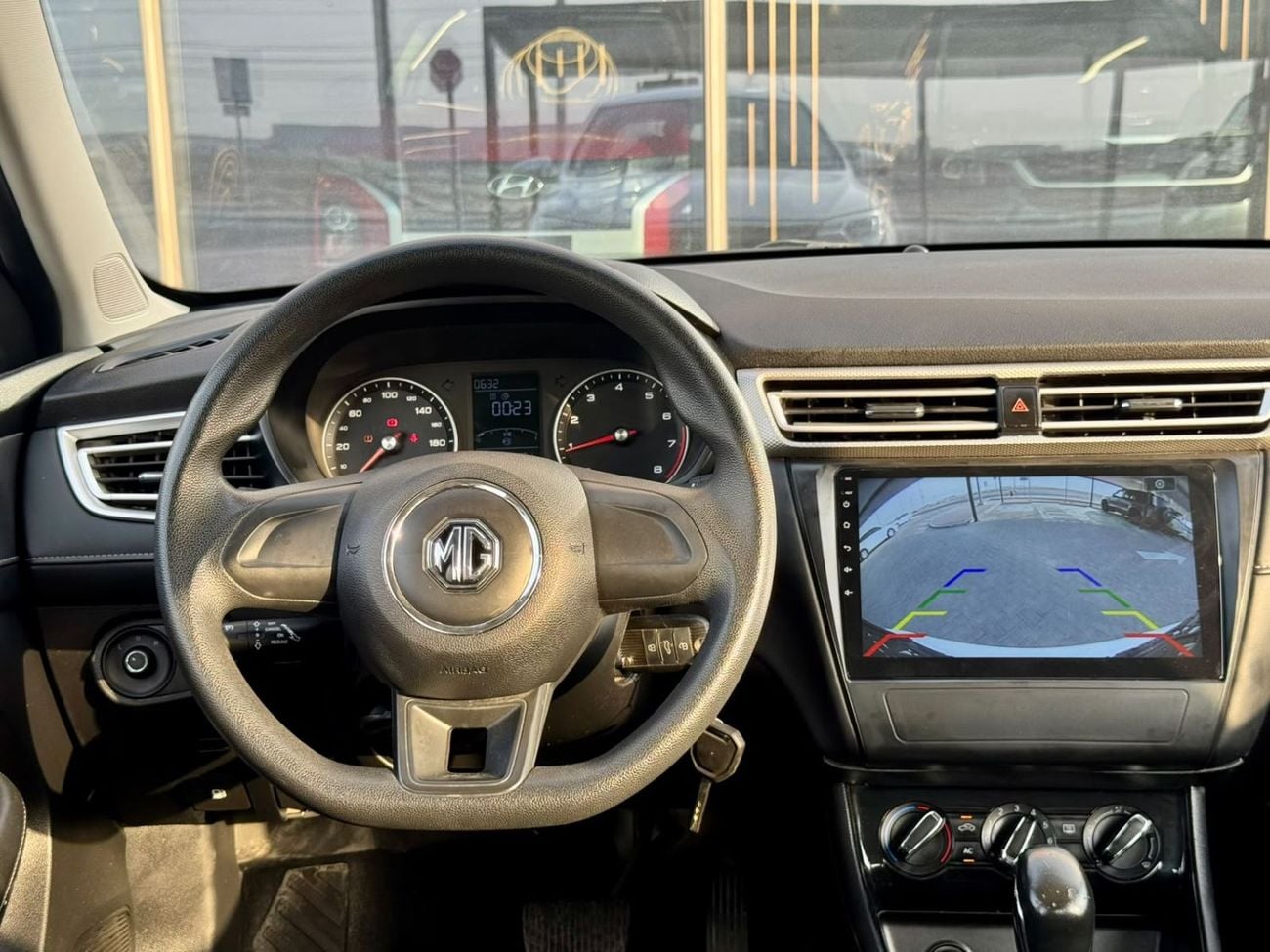 MG 5 COMFORT MG 5 Comfort 2023 GCC Specs -395-Monthly l Camera, GPS l Accident Free