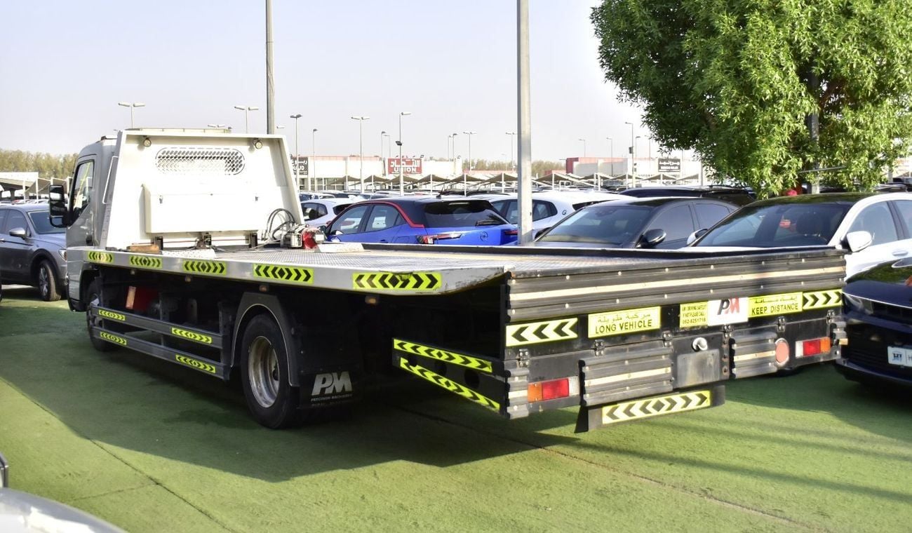 Mitsubishi Fuso Canter . EXCELLENT DEAL for our Mitsubishi Canter Fuso ( 2021 Model ) in White Color GCC Specs