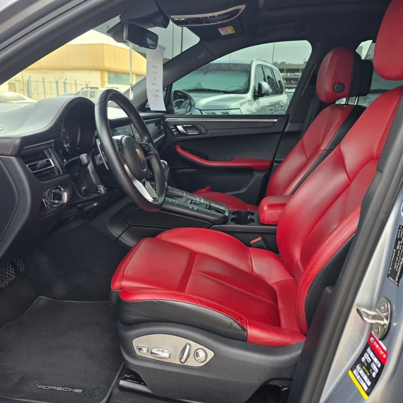 Porsche Macan STANDARD PORCHE MACAN