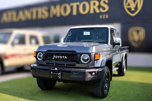 تويوتا لاند كروزر بيك آب LC79 2.8 DIESEL MANUAL بابان