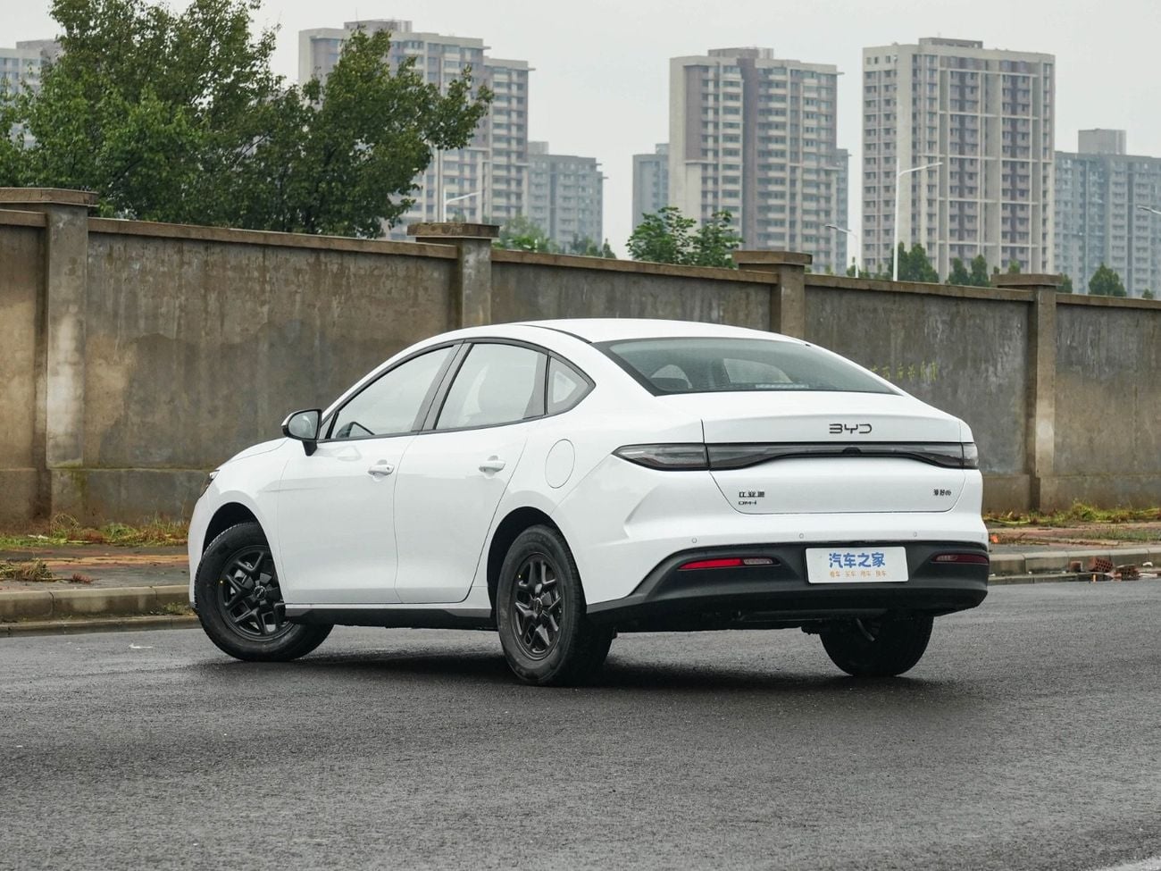 بي واي دي سيل 05 ستاندارد ختم BYD 05 128 كم خيار فاخر