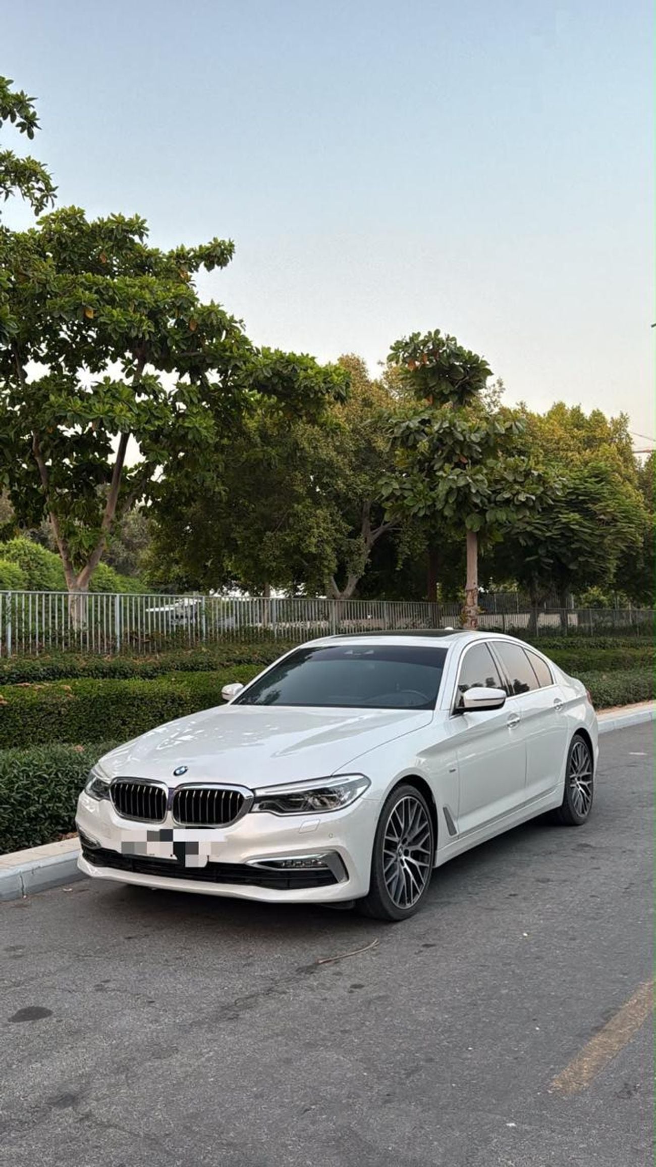 BMW 540i LUXURY