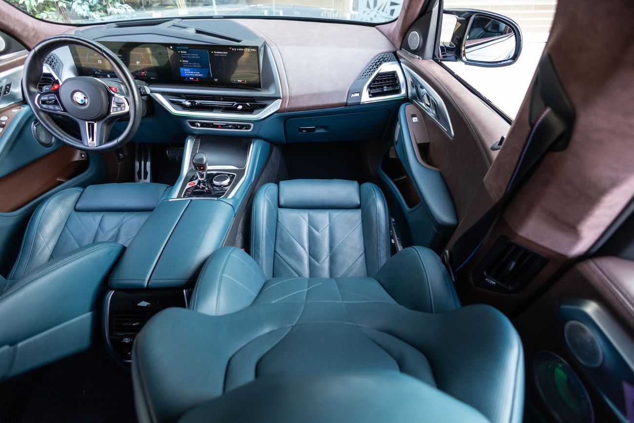 بي أم دبليو XM LABEL RED سيارة BMW XM موديل 2023 بعقود خليجية تحت ضمان الوكالة