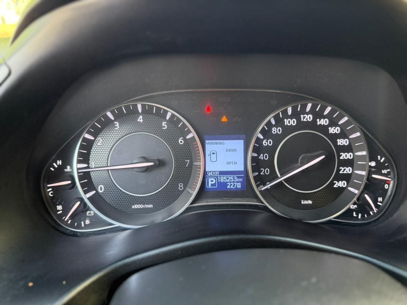 Nissan Patrol LE PLATINUM