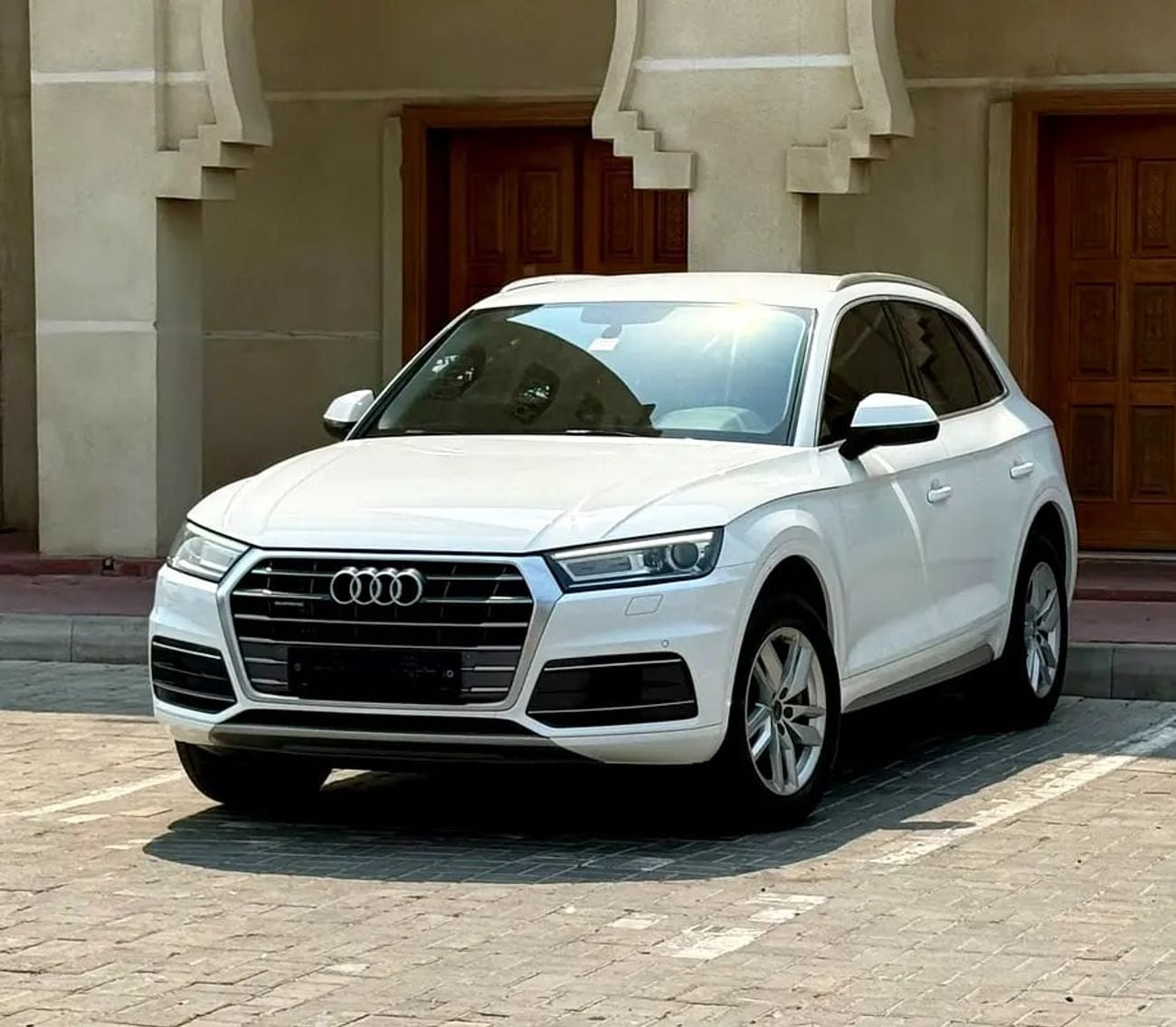أودي Q5 45 TFSI اودي خليجي بحالة ممتازة 45 TFSI quattro GCC Specs