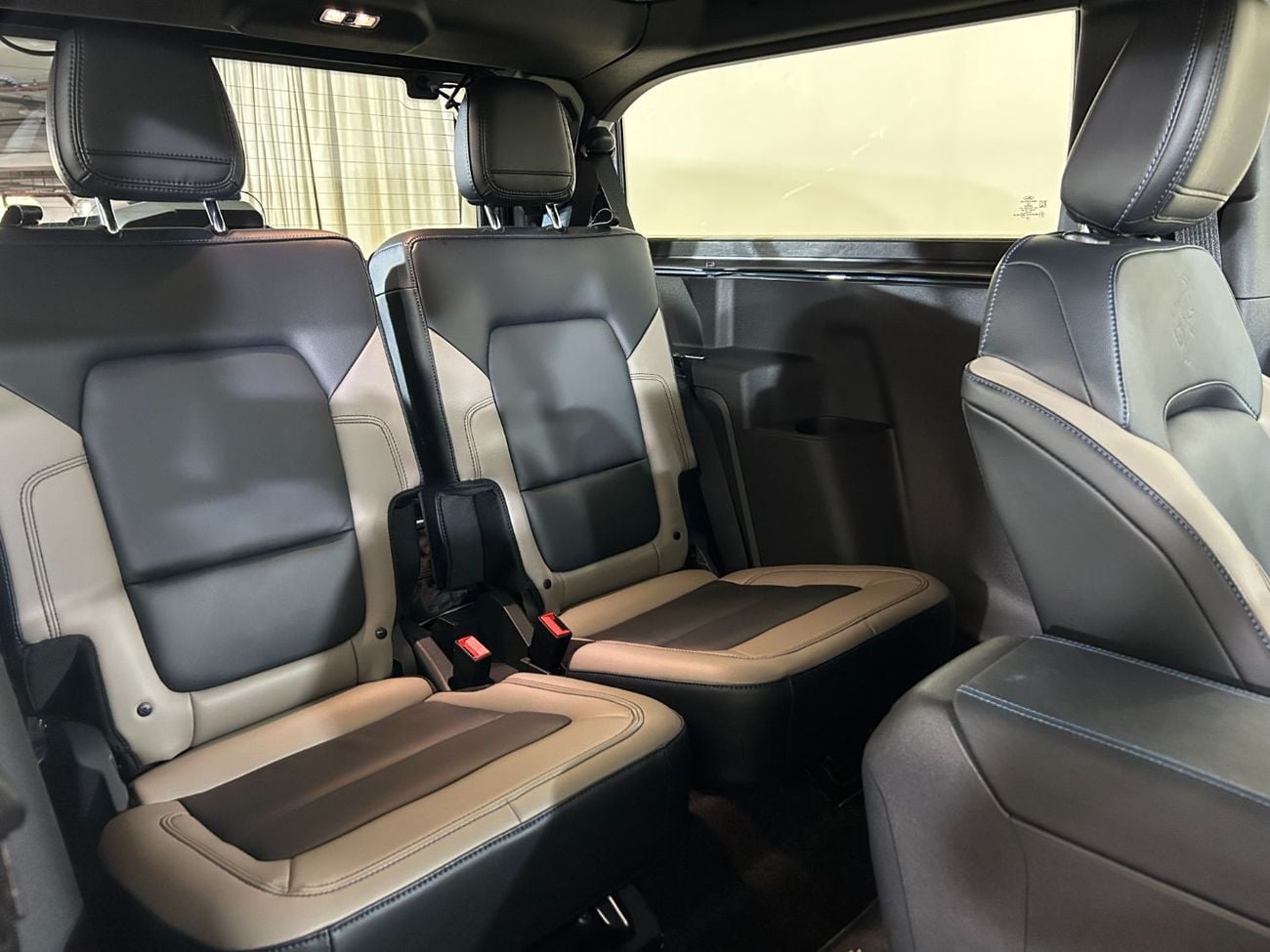 Ford Bronco WILDTRAK BR-B2D1623/AL TAYER MOTORS / AL QOUZ SHOWROOM