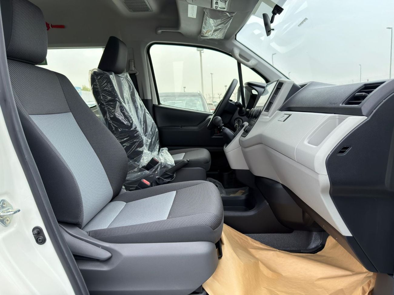 تويوتا هاياس GL 3.5L Petrol V6 2025 Export Price @ 148,999 AED