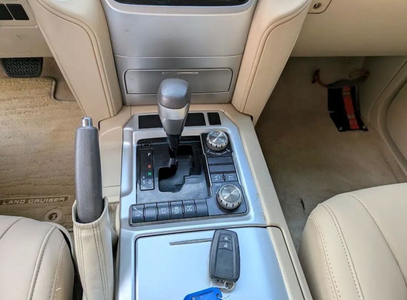 Toyota Land Cruiser GXR Toyota landcruise 2020Model Facelifted 2025 4.0L V6 petrol Engine Colour Black push start Transm