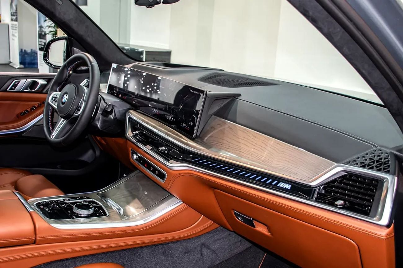 BMW X5 M60i M Performance Luxury