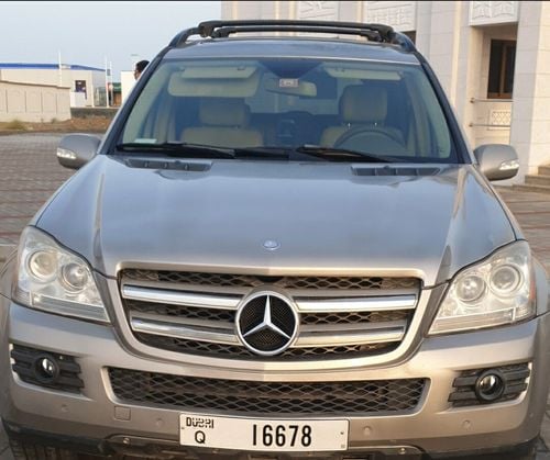 Mercedes Benz GL450 STANDARD