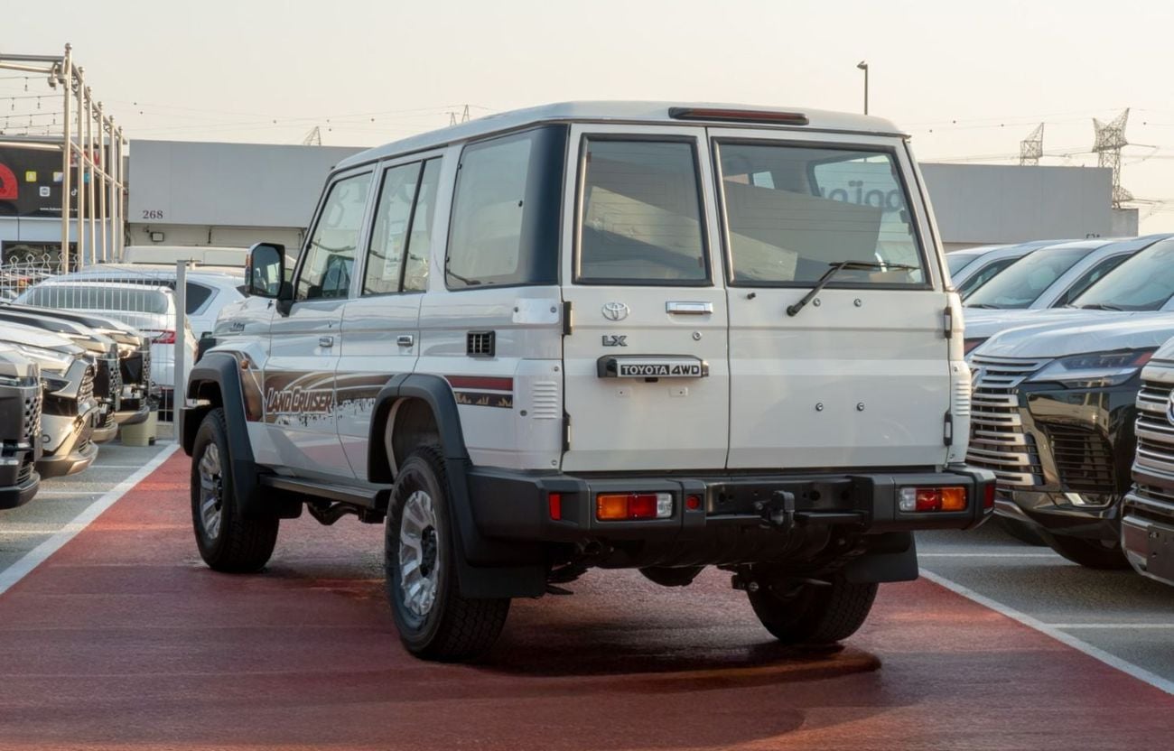 Toyota Land Cruiser 70 LC76 LX