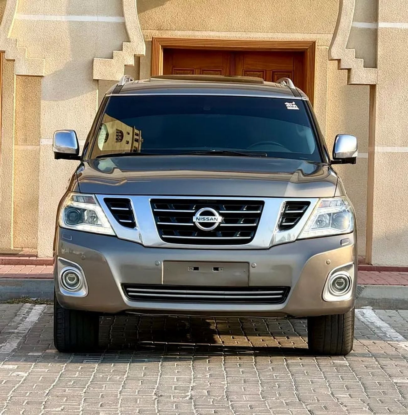 Nissan Patrol LE PLATINUM | GCC Specs | Well Maintained