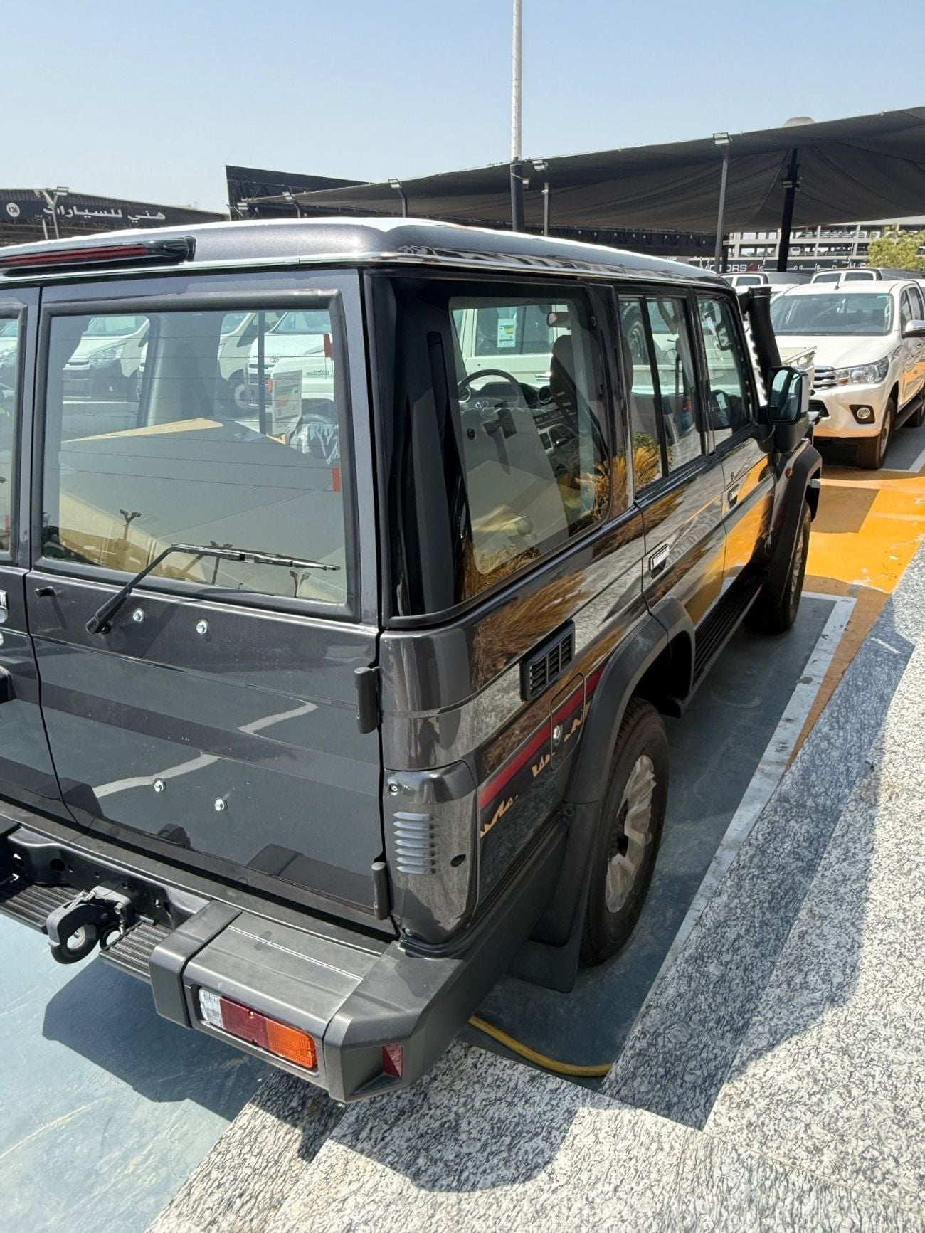 Toyota Land Cruiser 70 LC76 LX LC76 2.8l DEISEL OMANI FULL OPTION 2026/2026