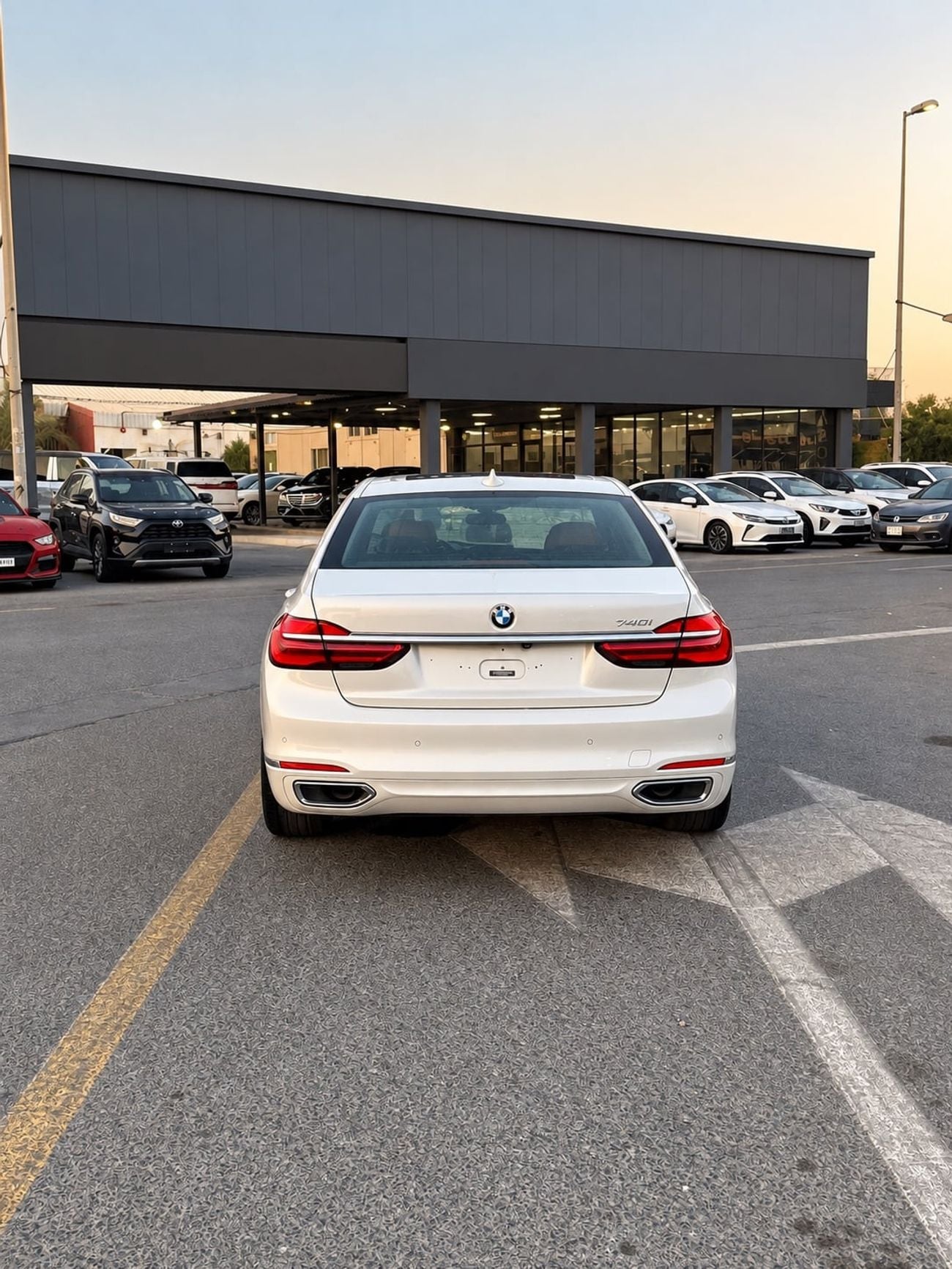 BMW 740Li PURE EXCELLENCE