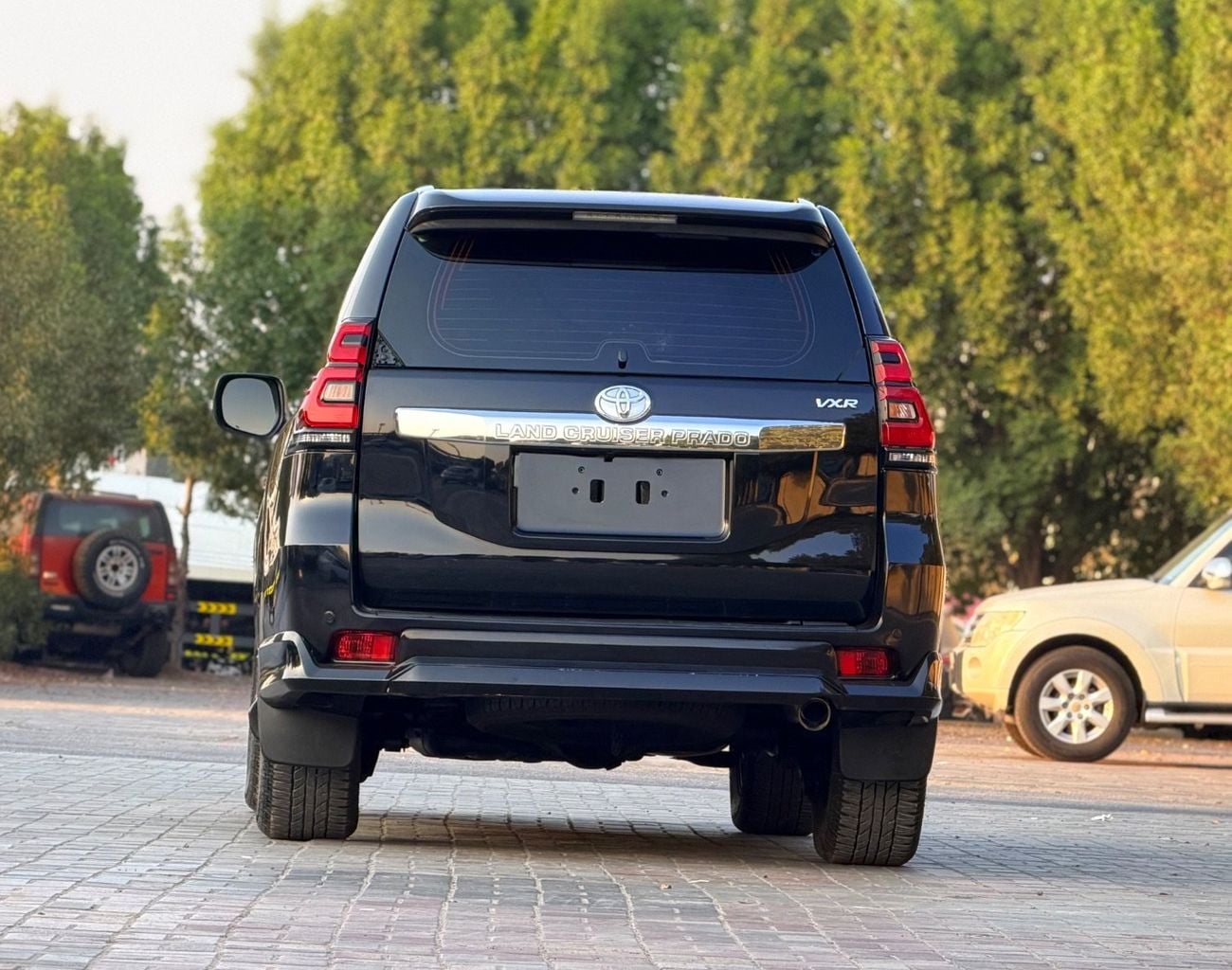 Toyota Prado VXR Toyota Prado 2016 Model Facelift to 2023 Model V4 2.7L Engine Full Option