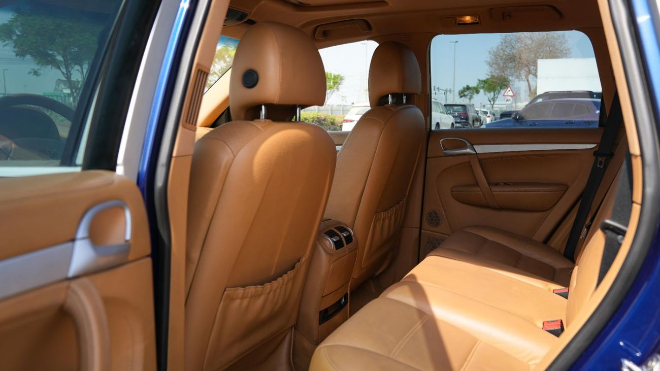 Porsche Cayenne STANDARD