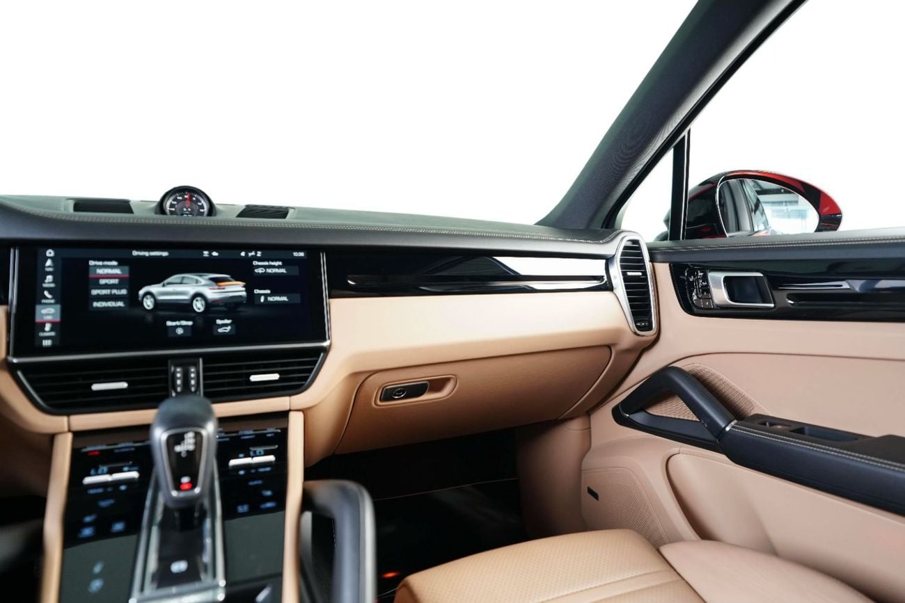 Porsche Cayenne GCC-Low Mileage-Exclusive Exterior Color-PTS Paint To Sample-FSH At Porsche