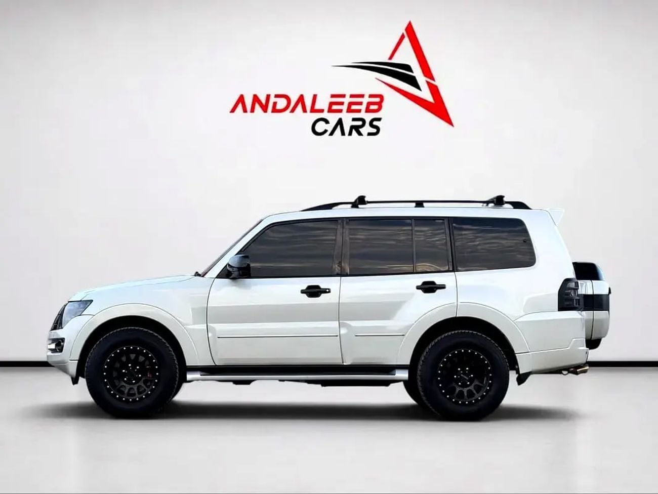 ميتسوبيشي باجيرو 7-SEATER | GLS | 3.8L V6 4WD | | GCC SPECS
