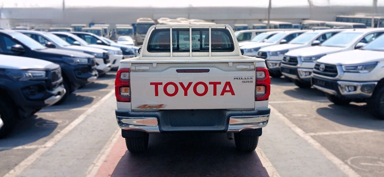 Toyota Hilux SR5 2026YM