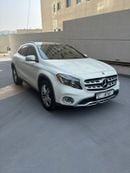 Mercedes Benz GLA250 STANDARD
