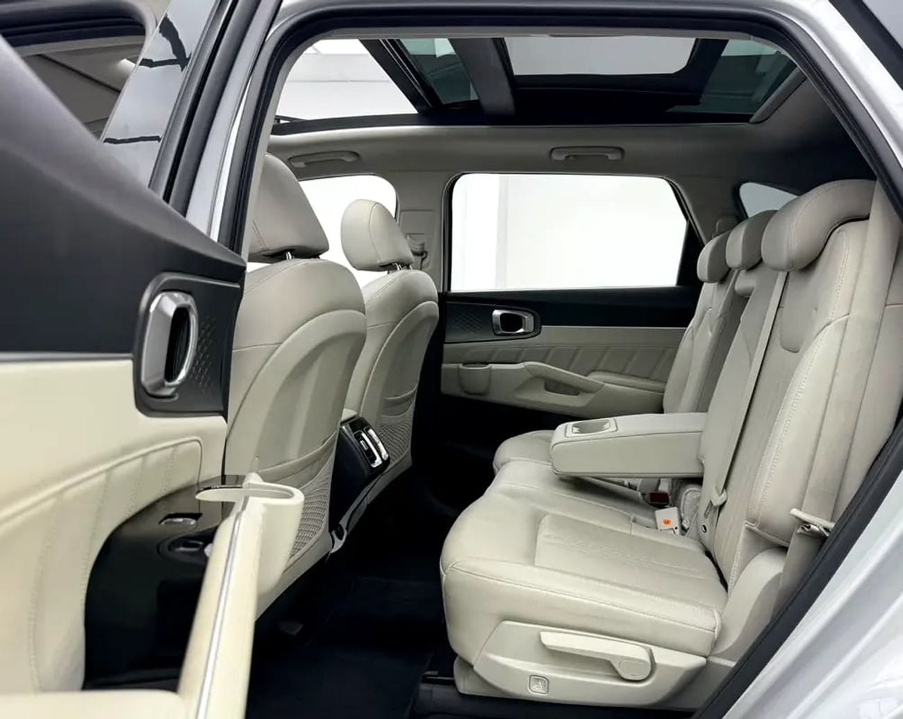 Kia Sorento EX, Warranty, Full Service History, Fully Loaded, GCC