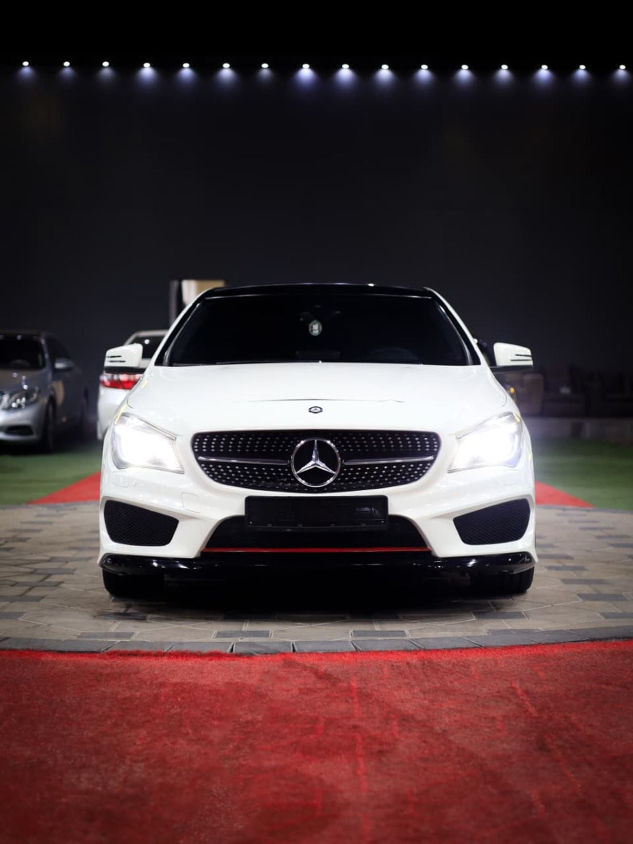 Mercedes Benz CLA250 STANDARD