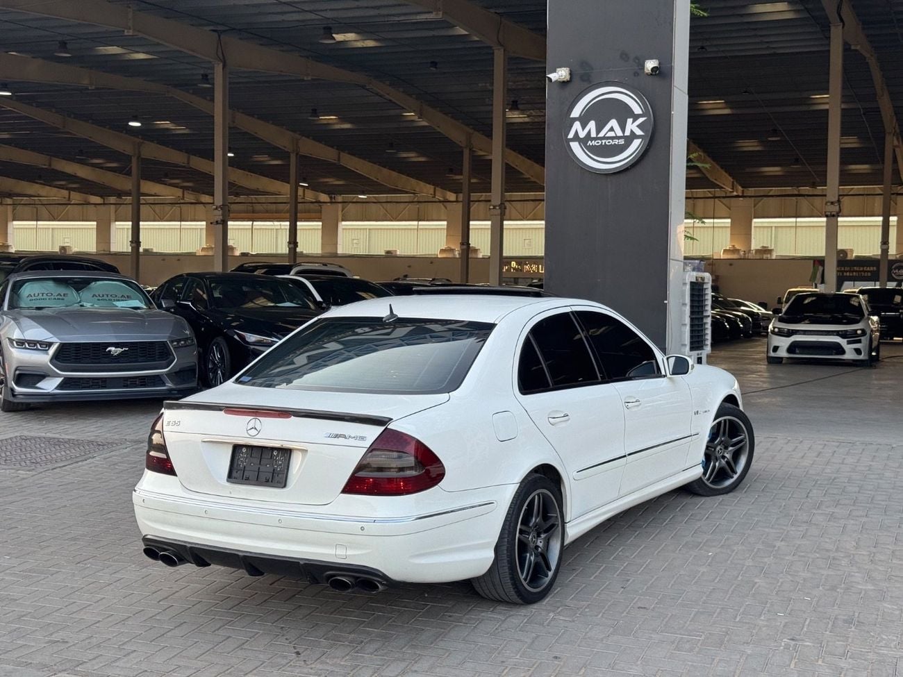 مرسيدس بنز E 55 AMG STANDARD