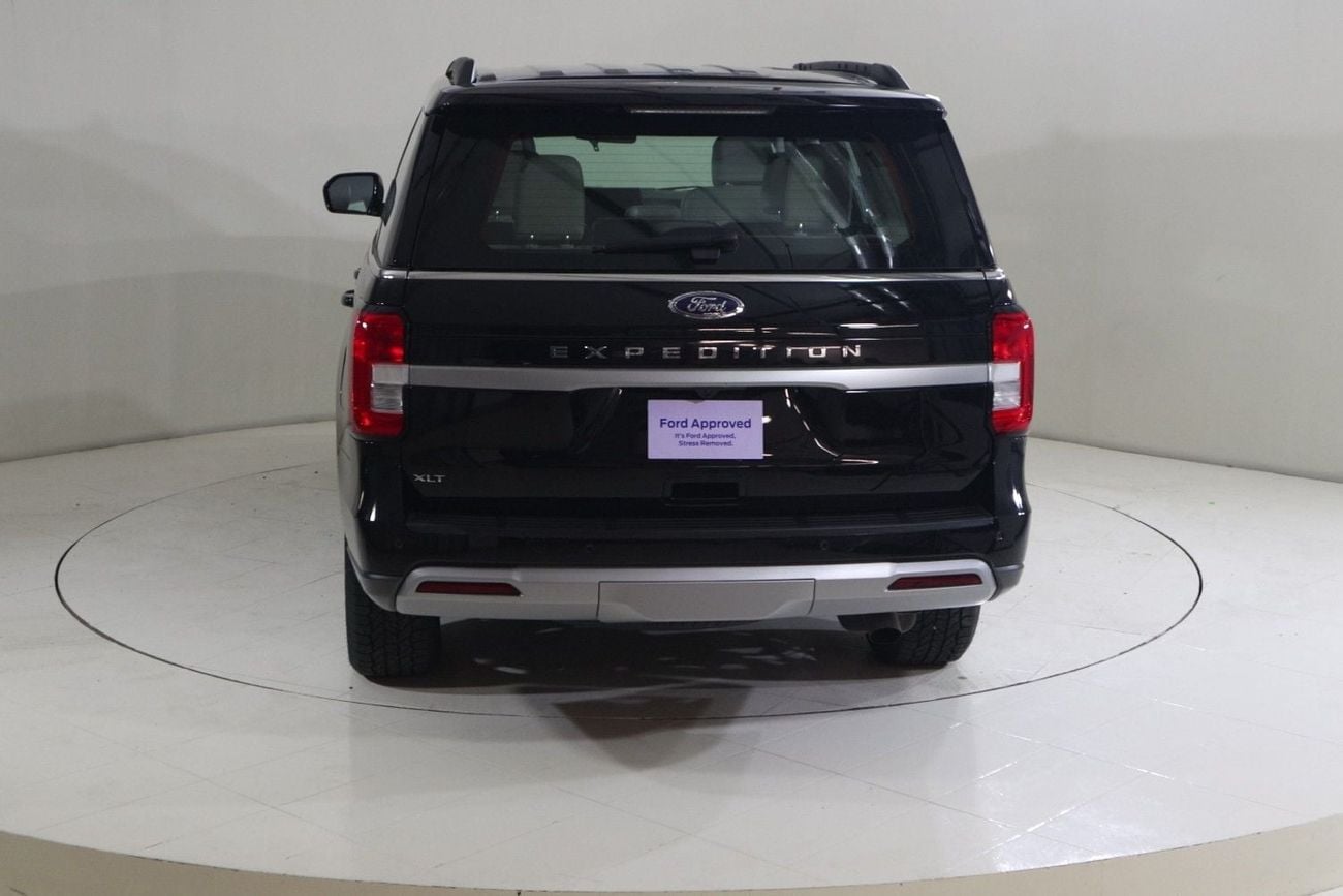 Ford Expedition XLT XT224 / AL TAYER MOTORS/AL QOUZ SHOWROOM