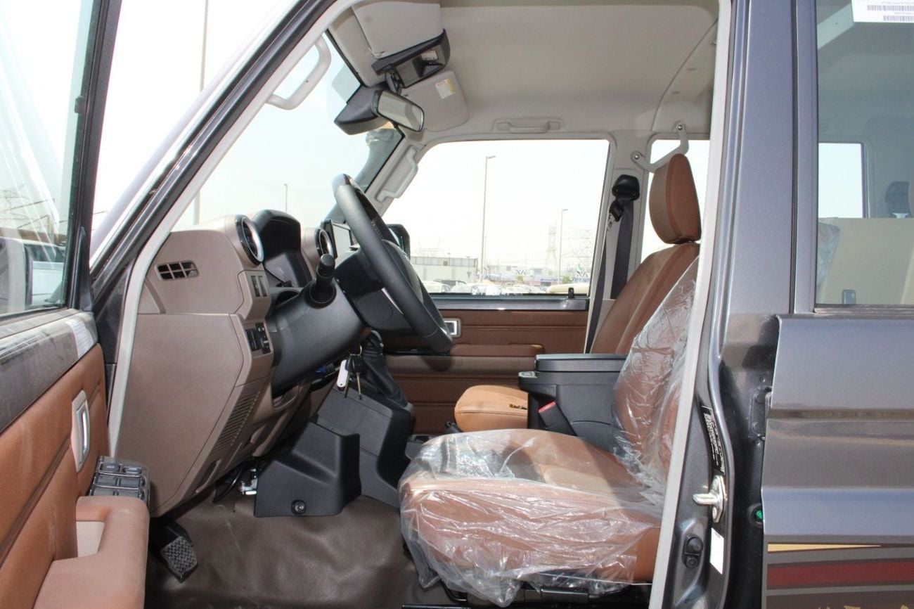Toyota Land Cruiser 70 LC79 LX