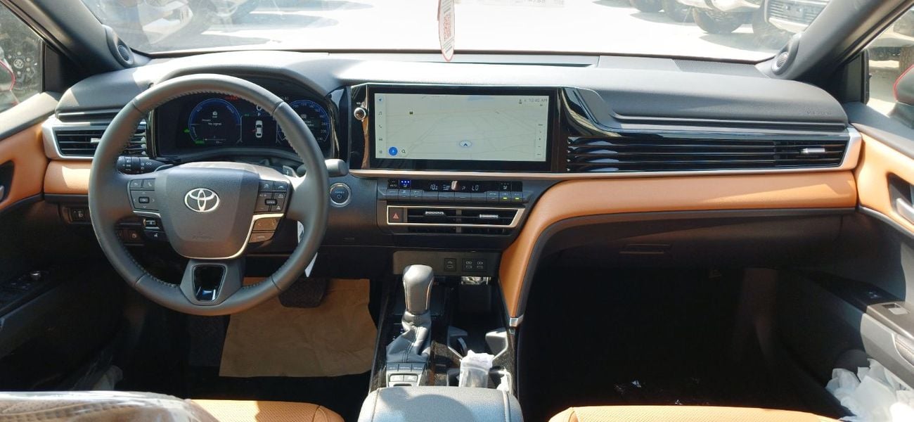 Toyota Camry LUMIERE HEV 2.5L Hybrid 2026YM