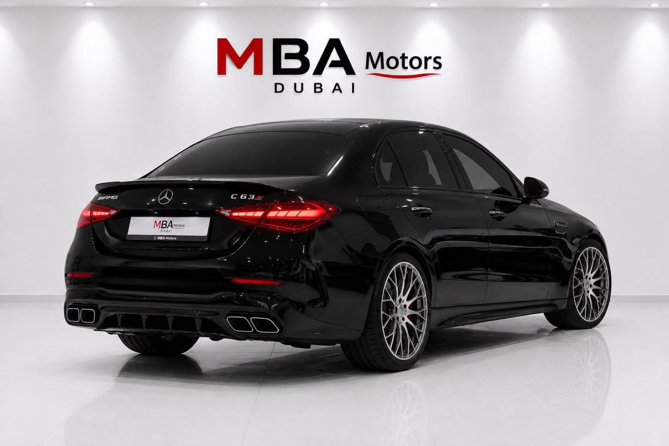 Mercedes Benz C63 AMG S E PERFORMANCE