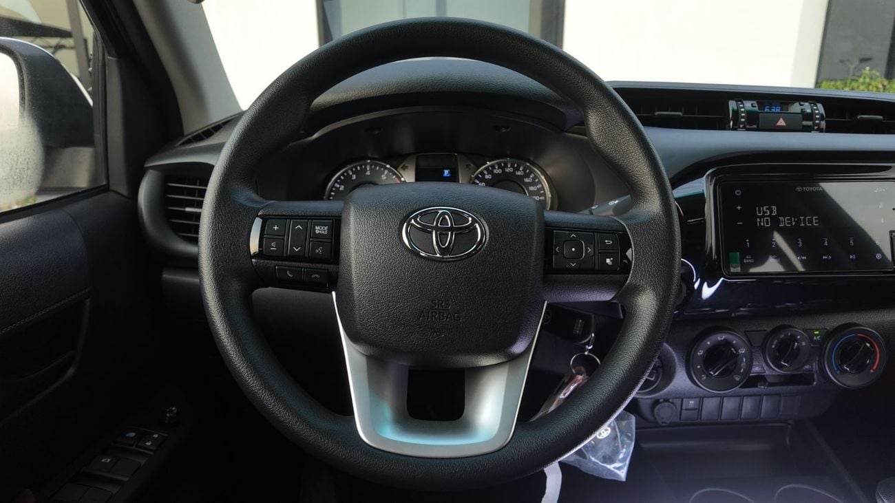 تويوتا هيلوكس SR5 تويوتا هايلكس SR5 DC 4WD A/T 2026