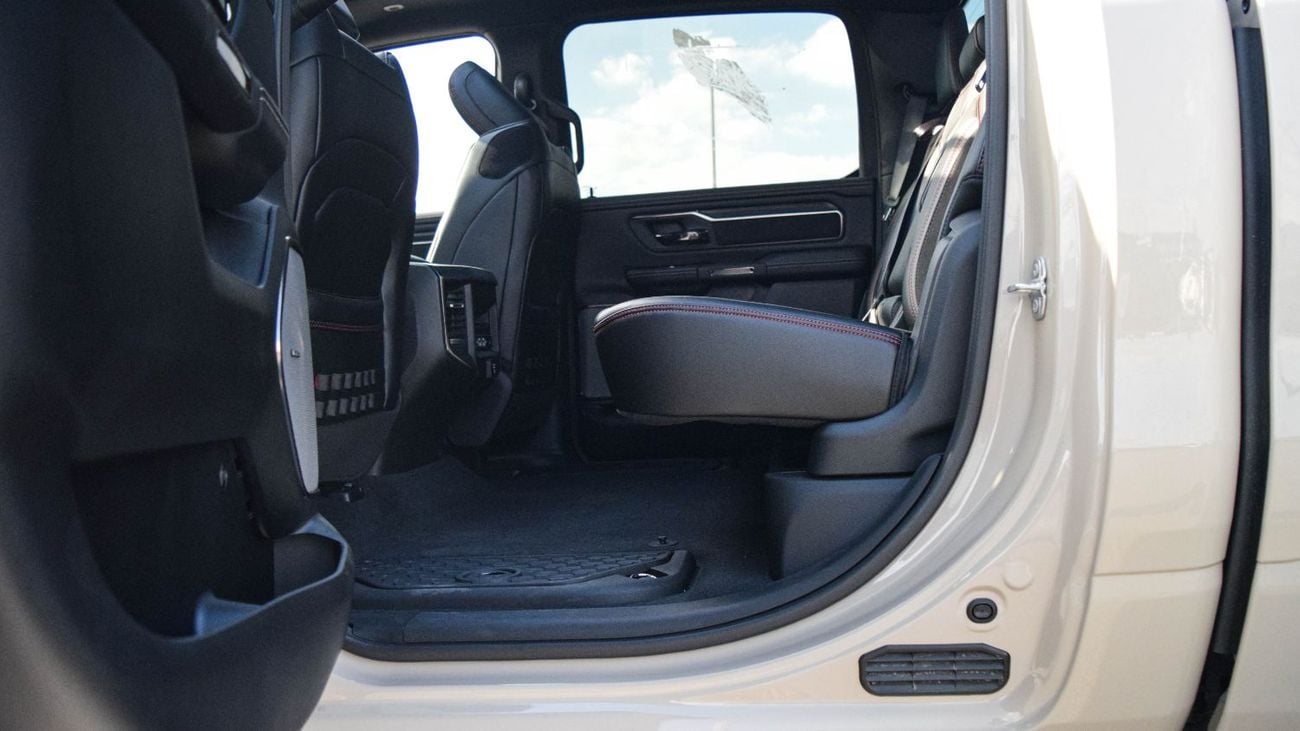 RAM 1500 REBEL 2025 X - Canadian Specs - Used car Condition