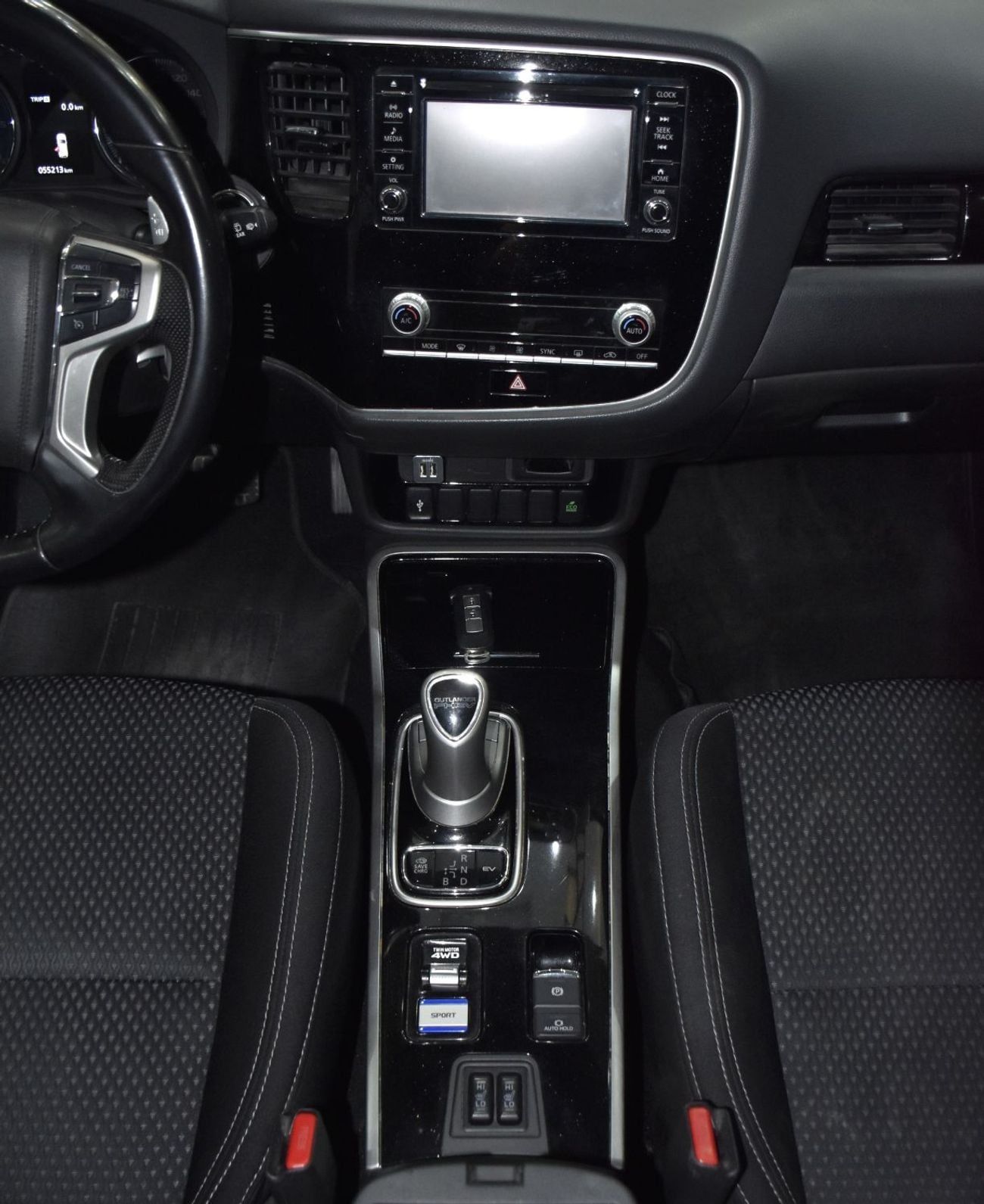 Mitsubishi Outlander GLX EXCELLENT DEAL for our Mitsubishi Outlander PHEV ( 2020 Model ) in Silver Color GCC Specs