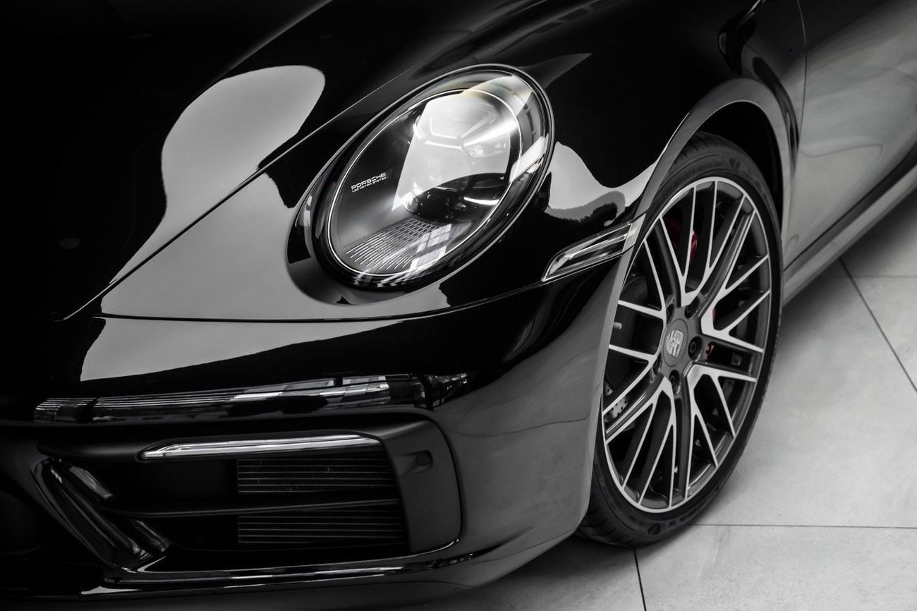 Porsche 911 CARRERA 4