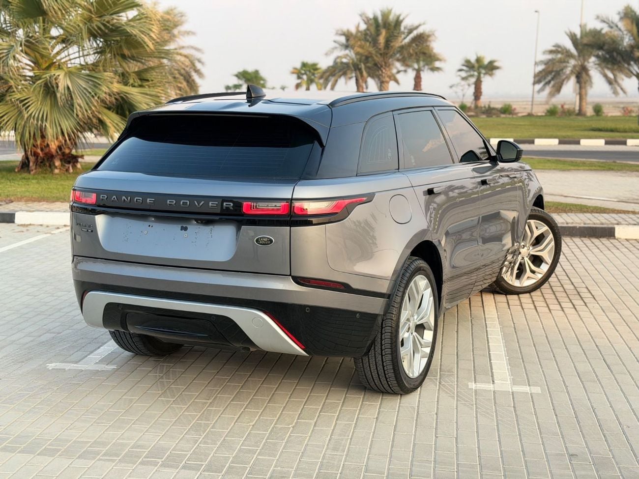 Land Rover Range Rover Velar P250