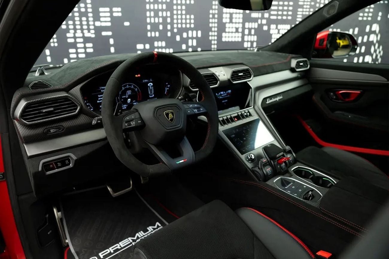 لامبورغيني اوروس PERFORMANTE