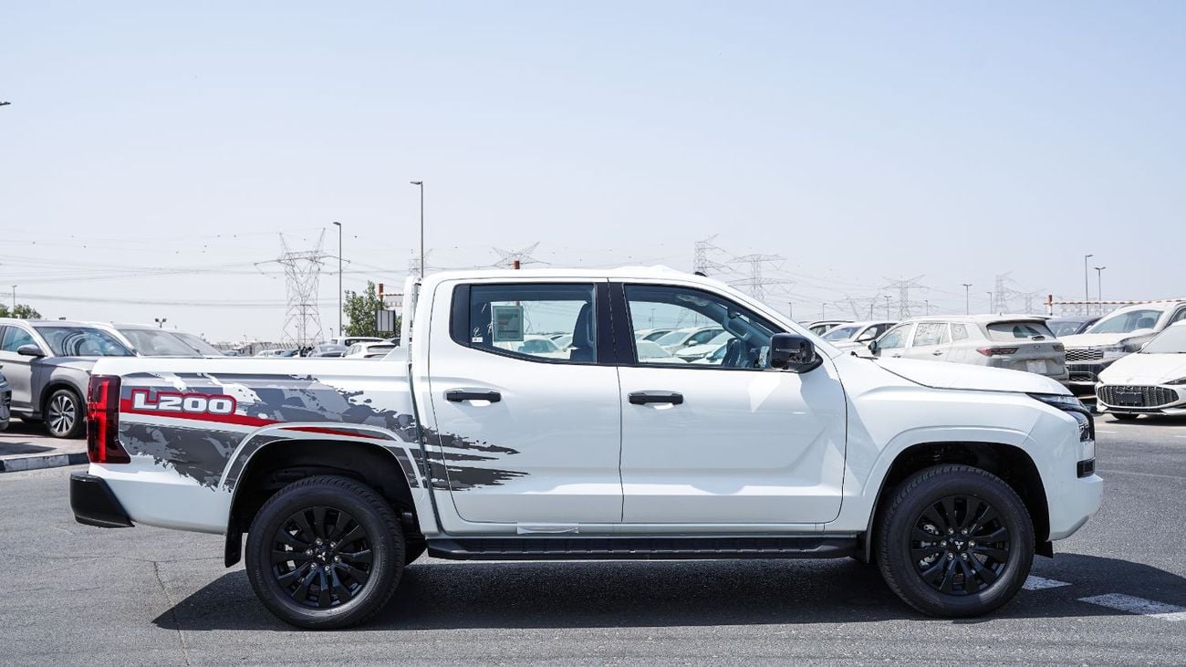 Mitsubishi L200 GLS Brand New – 2.4L Turbo Diesel 4WD Automatic – D82 – 2027 – Export Only