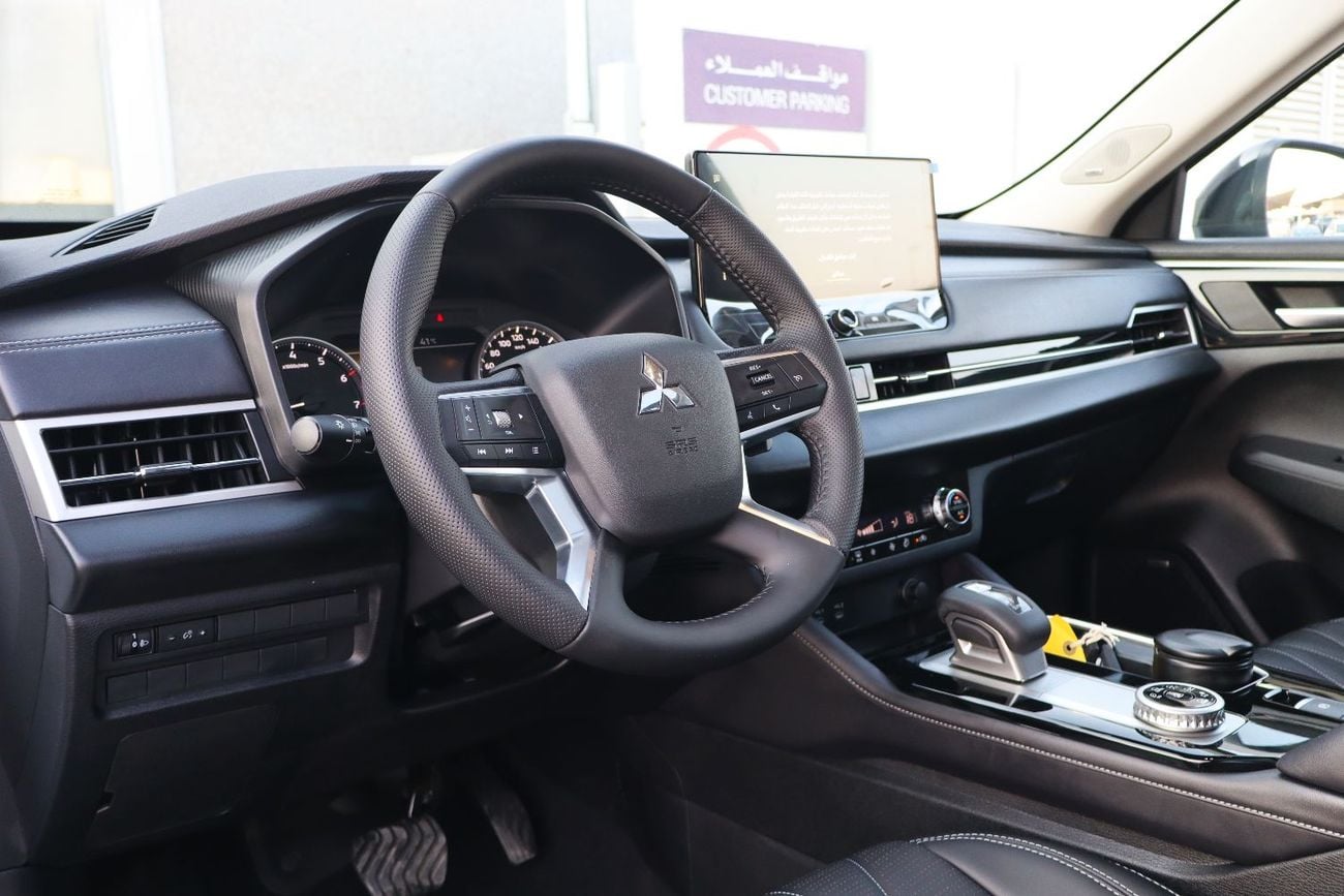 Mitsubishi Outlander PREMIUM LAUNCH EDITION