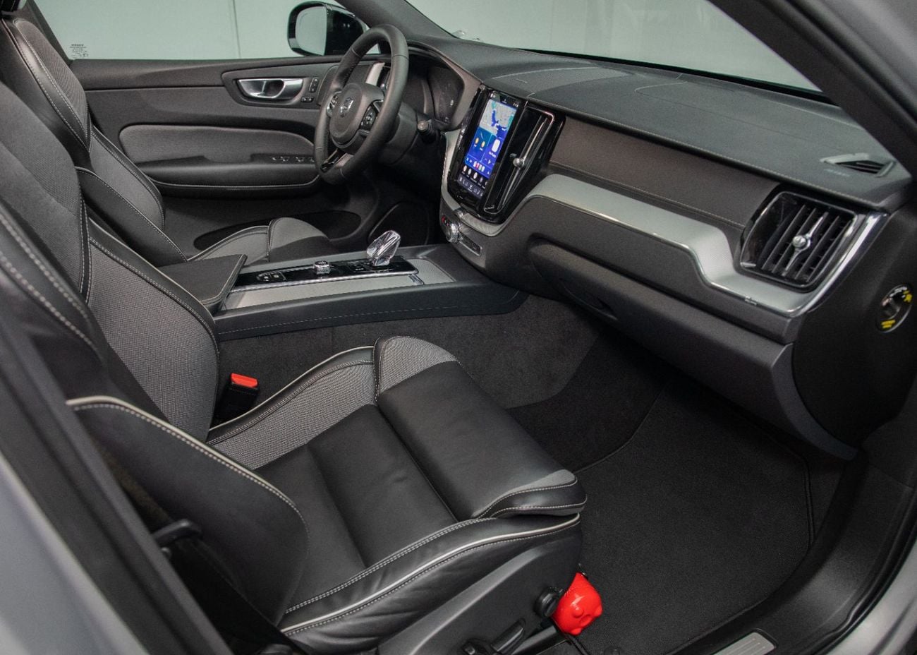 Volvo XC60 ULTIMATE DARK