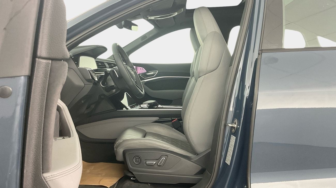 Audi Q8 55 TFSI PROGRESS | Guaranteed Warranty | 0 Down Payment
