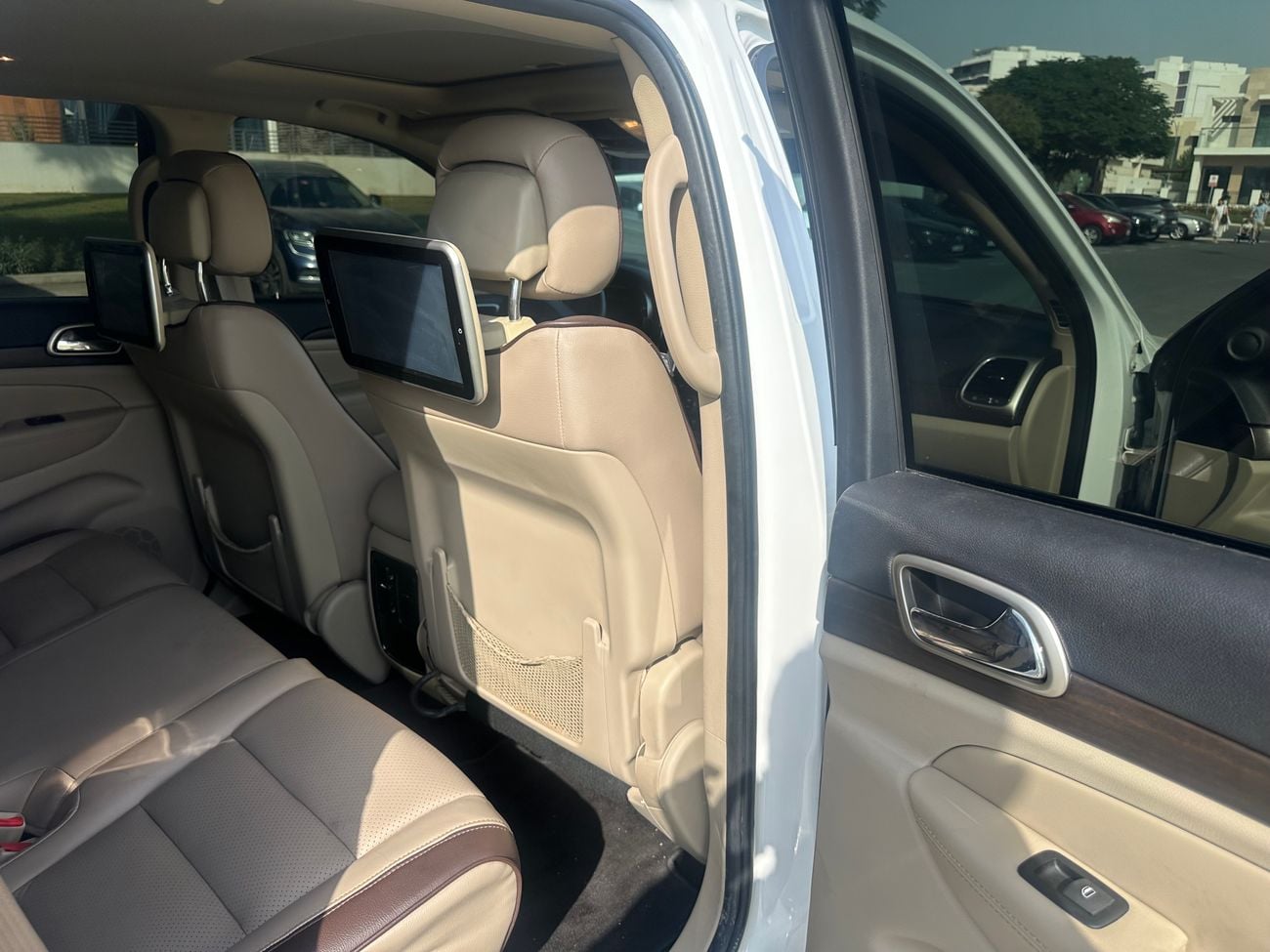 Jeep Grand Cherokee L 3.7 L