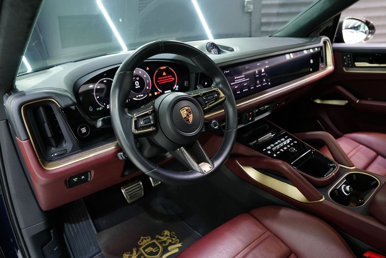 Porsche Cayenne GTS Coupe, Carbon Design Pack, Passenger Display, Burmester Audio, Dealer Warr!