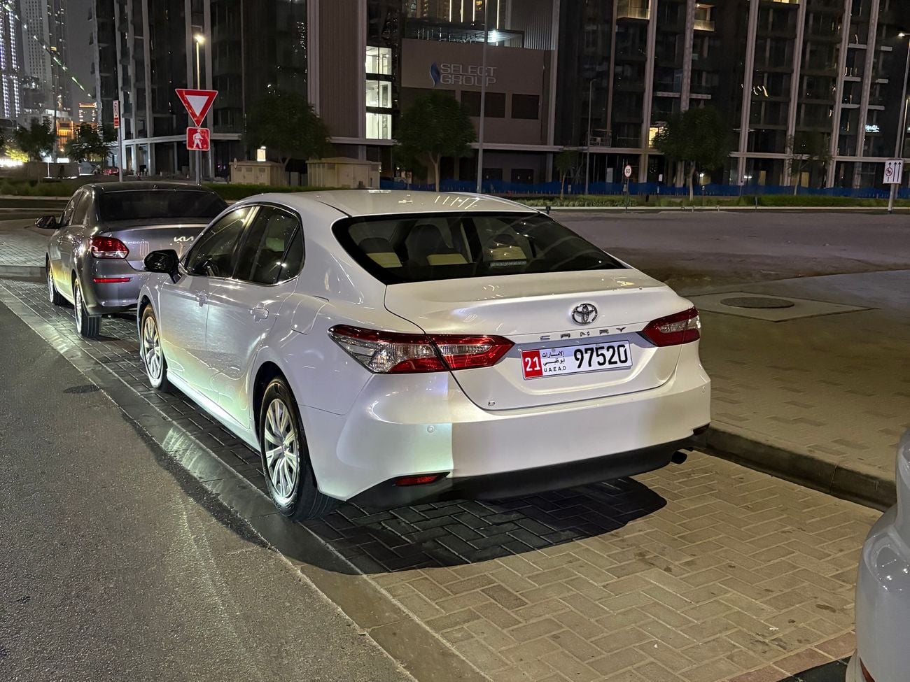 Toyota Camry S
