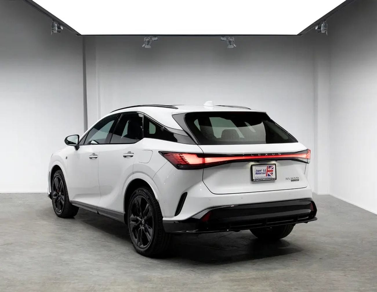 لكزس RX 500h F SPORT PERFORMANCE Al Futtaim Warranty + Service Contract • FDSH • GCC