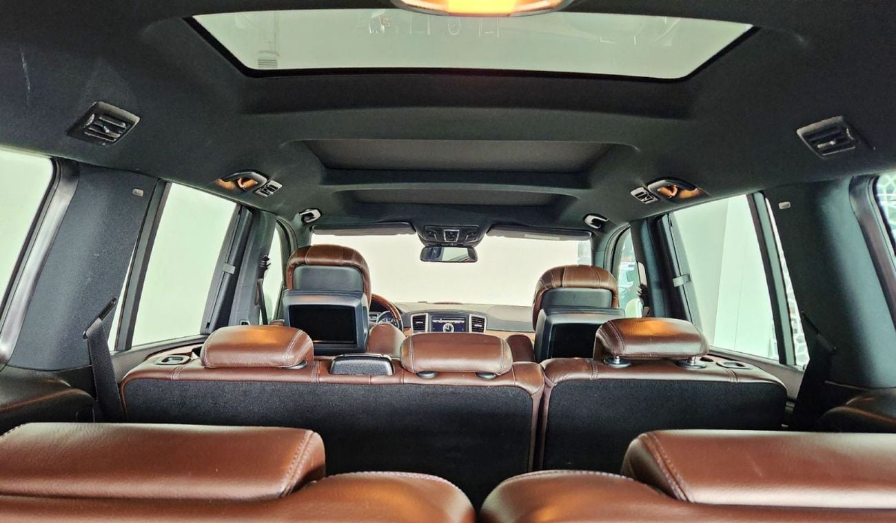 Mercedes Benz GL63 AMG GCC Spec - Full option - 88000km