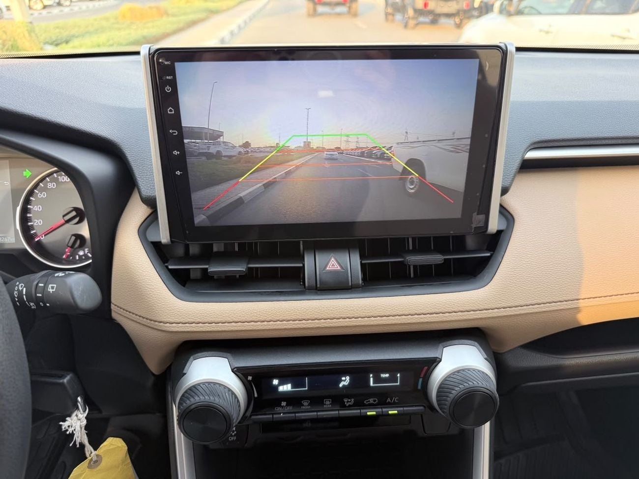 Toyota RAV4 EX RAV4 GCC 2023 model mid option