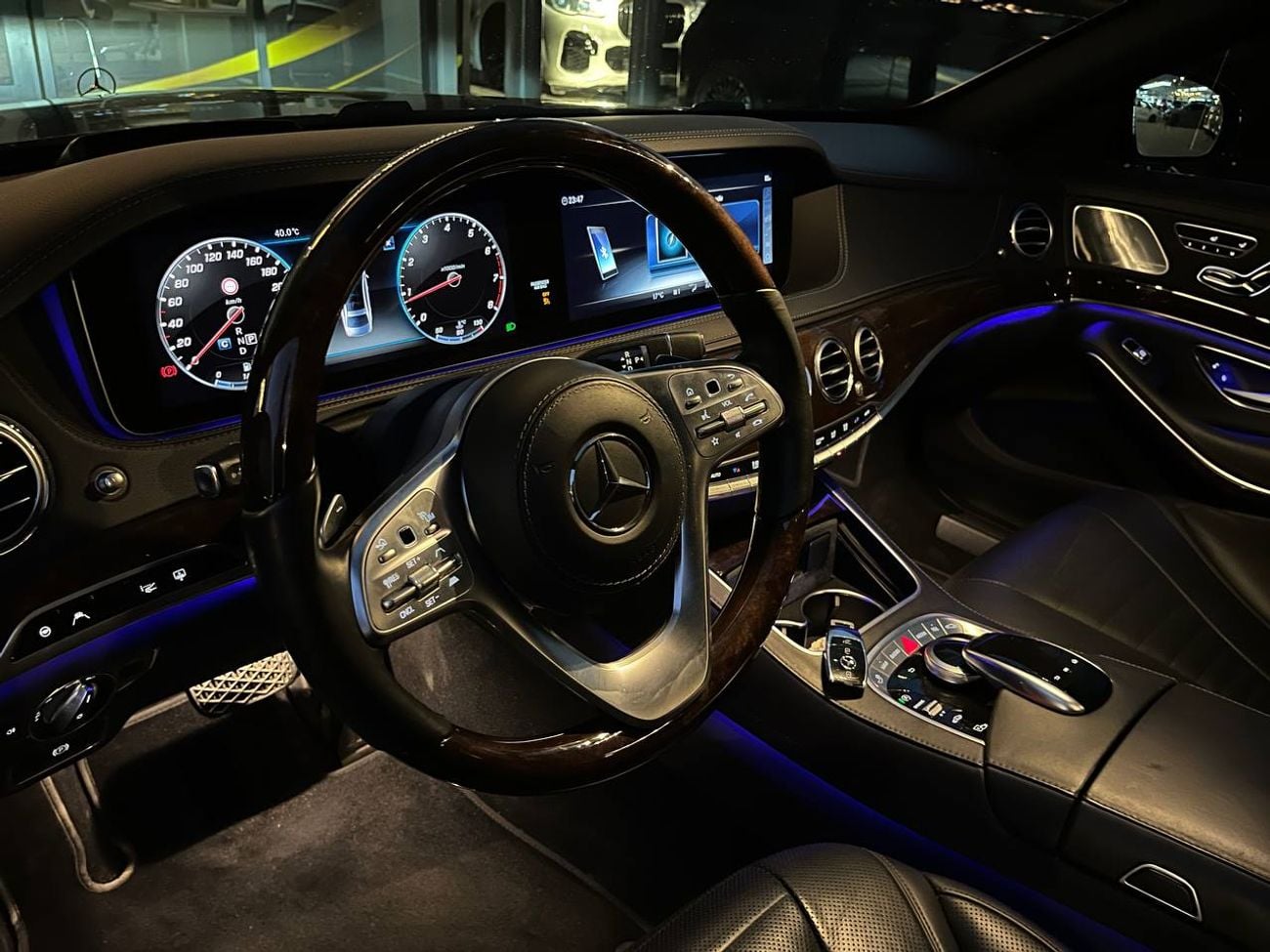 Mercedes Benz S560 STANDARD