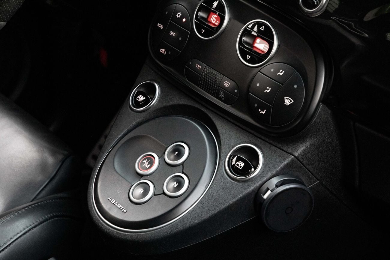 Abarth 595 SCORPIONEORO 1,371 P.M | 595 Scorpionero | 0% Downpayment | 1 of 2000!